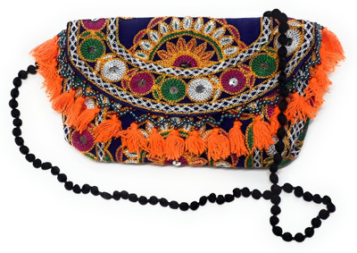 

Unique Fashion Women Evening/Party, Casual, Formal Blue, Multicolor, Orange Velvet Sling Bag
