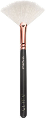 

Allure Luxe Fan brush for face(Pack of 1)