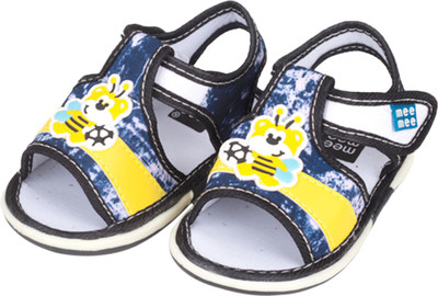 

MeeMee Boys Velcro Flats(Black