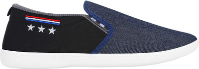 

Corpus Active Slip On Sneakers For Men(Multicolor, Blue