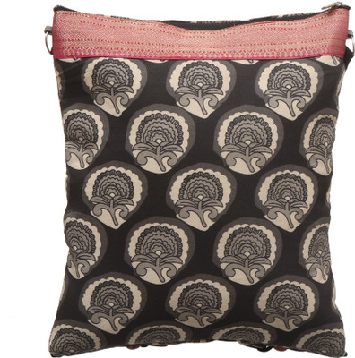 

Rural Effort Women Casual, Evening/Party, Formal Multicolor Cotton Sling Bag