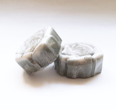 

Pics And You Activated Charcoal Detox Rose Handmade Soap Pack 2 (2 Soaps, 2.4 x 2.4 x 1 inch, 100 gram)(10 g, Pack of 2)