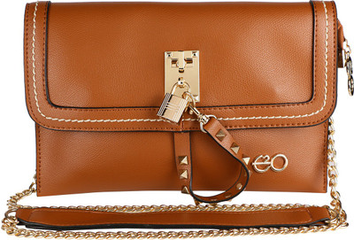 

Even 2 Odd Fashion Casual Tan Clutch