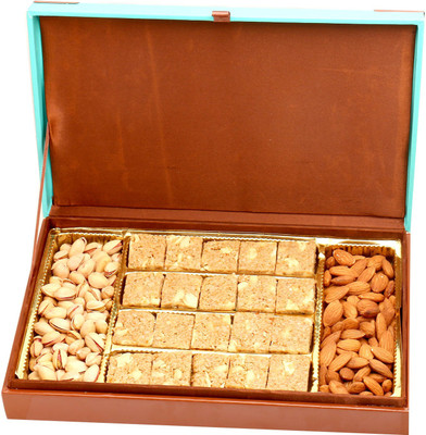 

Ghasitaram Gifts Healthy Hampers-Green Wooden Hamper box with Granula Bites , Almonds and Pistachios Combo(4)
