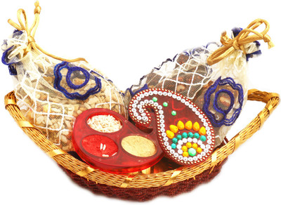 

Ghasitaram Gifts Healthy Hampers-Boat Basket with Sugarfree Dates and Figs Bites , Roasted Namkeen Pouches and Roli Chawal Container Combo(4)