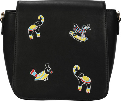 

Global Desi Sling Bag(Black)