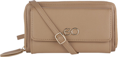 

E2O Fashion Women Beige Fabric Wallet(11 Card Slots)