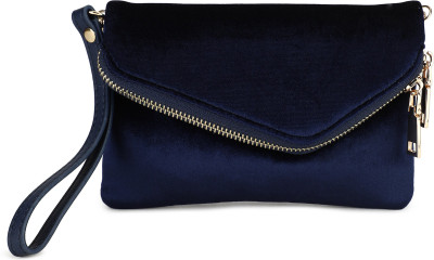 

Urban Expressions Casual Blue Clutch