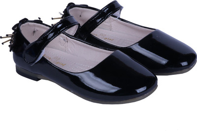 

FEETWELL Girls Velcro Moccasins(Black