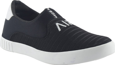 

R.U Boys Slip on Moccasins(Black