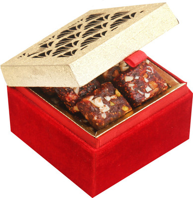 

Ghasitaram Gifts Hampers Golden Lazer Sugarfree Dates and Figs Bites Box(200 g, Box)