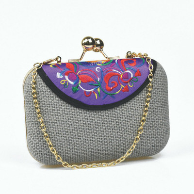 

LACIRA Party Purple Clutch