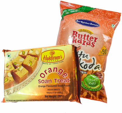 

Mithai4all Diwali Gift Hamper of Orange Soan Papdi, Ribbon Pakoda with Paper Bag Combo(1 Hamper)