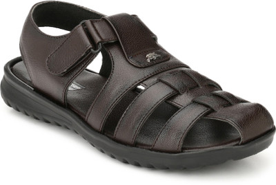 

WHITE WALKERS Men BROWN Casual