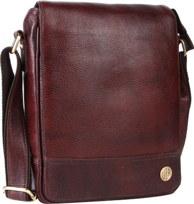 Hammonds Flycatcher Men & Women Sports Brown Genuine Leather Sling Bag