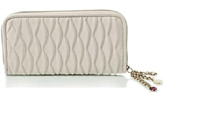 

Oriflame Casual Beige Clutch