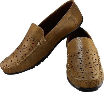 

Tapps Men's Casual Loafers Shoes Loafers For Men(Beige