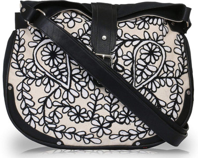 

Pickpocket Girls Casual Black Canvas Sling Bag