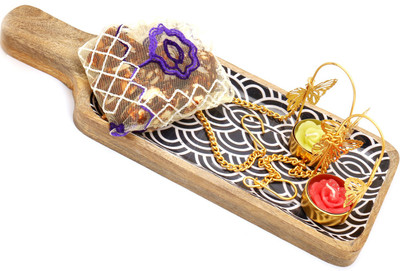 

Ghasitaram Gifts Sugarfree Sweets-Wooden Blue Serving Platter/ Pooja Thali with 2 Hanging T-Lite and Sugarfree Mix Pouch Combo(4)