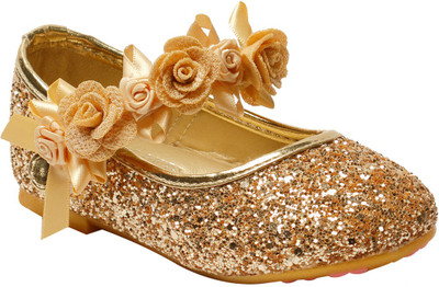 

Little Soles Girls Velcro Ballerinas(Gold