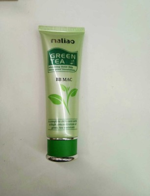 

BB MAC GREEN TEA WHITENING MOIST SKIN WATERPROOF FOUNDATION FOR ALL SKIN TONE PROTECTIVE STAY ALL DAY. Foundation(CREAM)