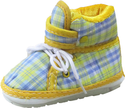 

VBaby Boys & Girls Lace Sneakers(Yellow