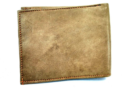 

UBL Men Brown Genuine Leather Wallet(7 Card Slots)