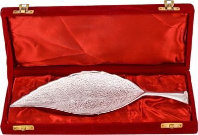 

Ellegent Silver Plated 10" Leaf Tray With Spoon Silver Plated Decorative Platter(Silver)