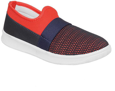 

Dayz Girls Slip on Walking Shoes(Red, Red;blue