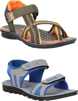 

Claptrap Men Multicolour Sports Sandals