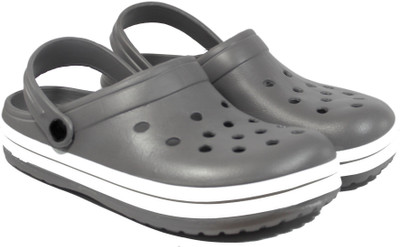 

Crostail Men Grey Clogs