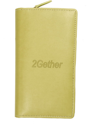 

Sukeshcraft RFID SAFE WALLET FOR 4 PASSPORTS/CURRENCY/BOARDING PASS/6 CARD(Green)