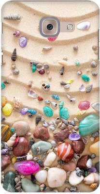 150 Piece mini Plastic Puzzle P1059 Pintoo Seashell on the Beach 