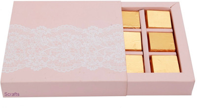 

Scrafts Festive Gifting Edible Gift Pack 9 Chocolates in Square Paper Box Fudges(135 g)