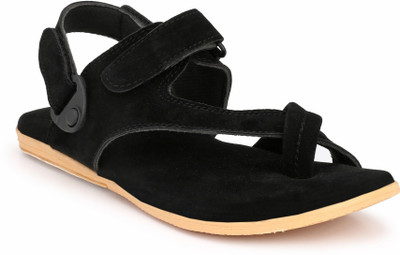 

Shoegaro Men Black Casual