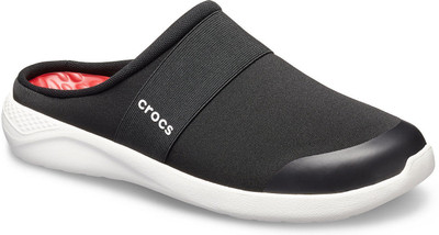 

Crocs Men Black Flats