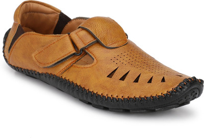 

Fentacia Men Tan Casual