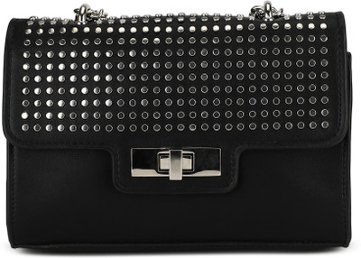 

Steve Madden Women Casual Black PU Sling Bag
