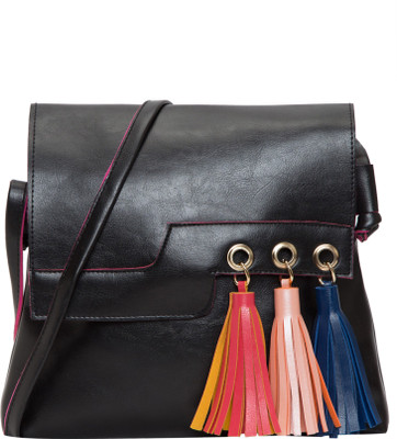 

Ree blue Girls Evening/Party, Casual, Formal, Sports Black PU Sling Bag