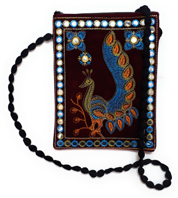 

Unique Fashion Women Evening/Party, Casual, Formal Maroon, Multicolor Velvet Sling Bag