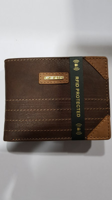 

Gear Men Casual Brown Genuine Leather Wallet(4 Card Slots)