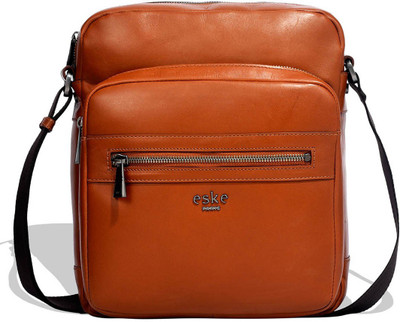 

Eske Messenger Bag(Tan)
