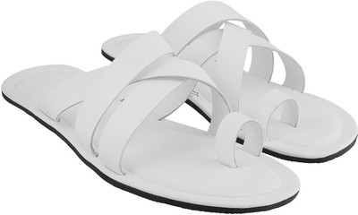 

Mochi Men 16,White Flats
