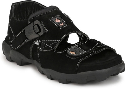 

Shoegaro Men Black Casual