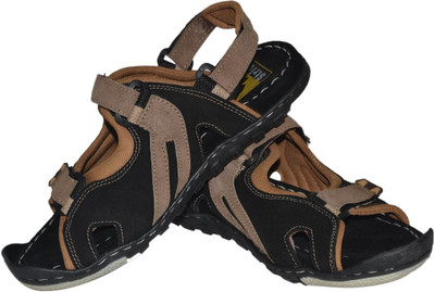 

Strive Men Black Sandals
