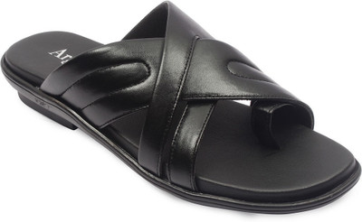 

Argo Men Black Flats