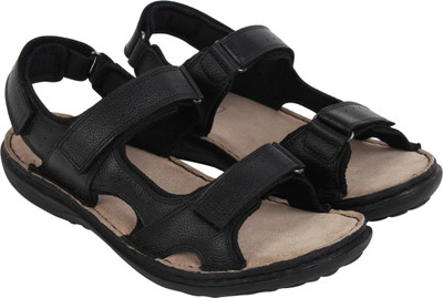 

Unorthodox Men Black Sports Sandals