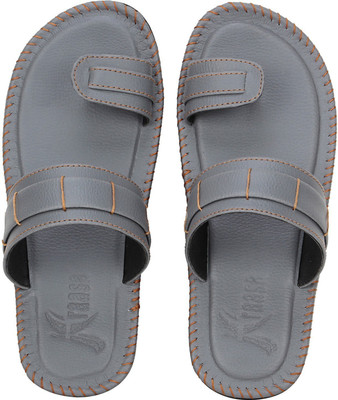 

Kraasa Men Grey Flats