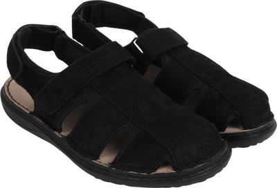 

Unorthodox Men Black Casual