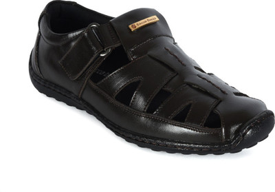 

Bacca Bucci Men Brown Flats